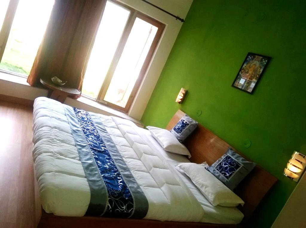 Tatva Bir Tents And Hotel Kangar Exterior foto