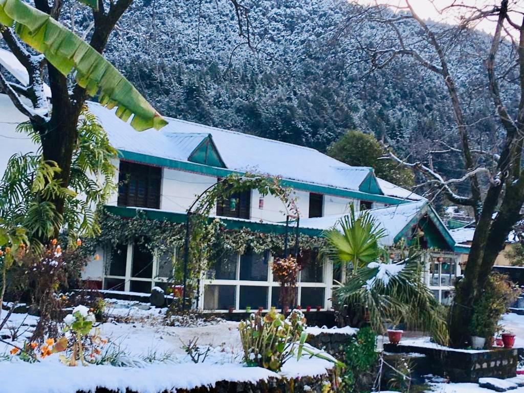 Tatva Bir Tents And Hotel Kangar Exterior foto